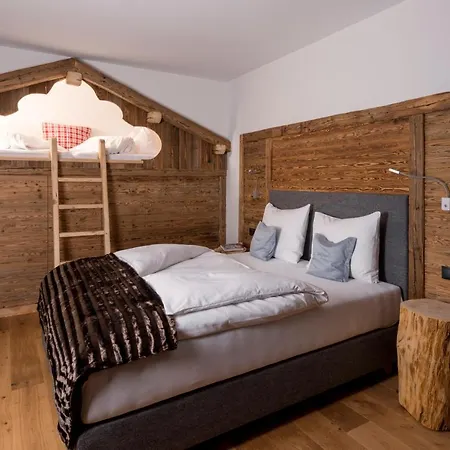 Das Chalet 샬레 *